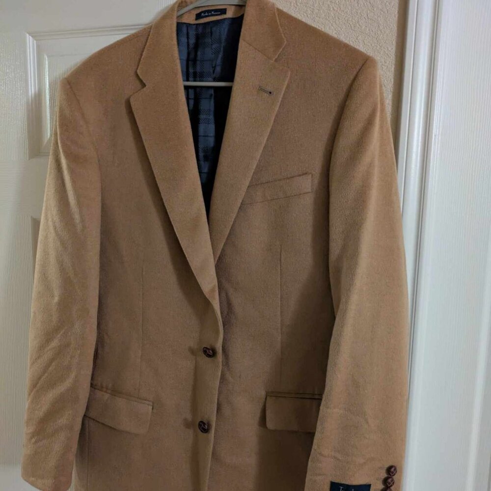 NWT Turnbury 100% Camel Hair Coat – Size 40L